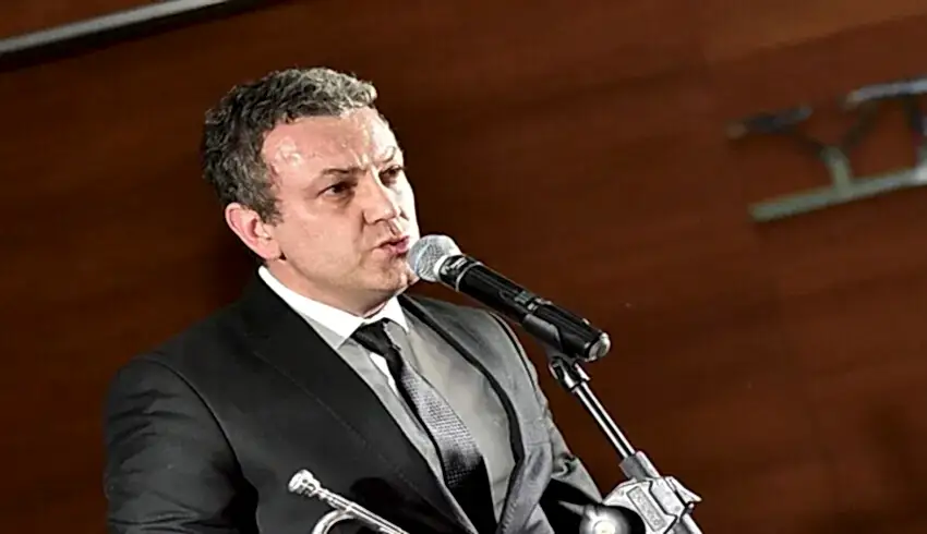 Trompet eğitmeni